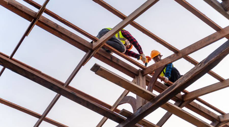 Professional residential roofers in Montrose, MO